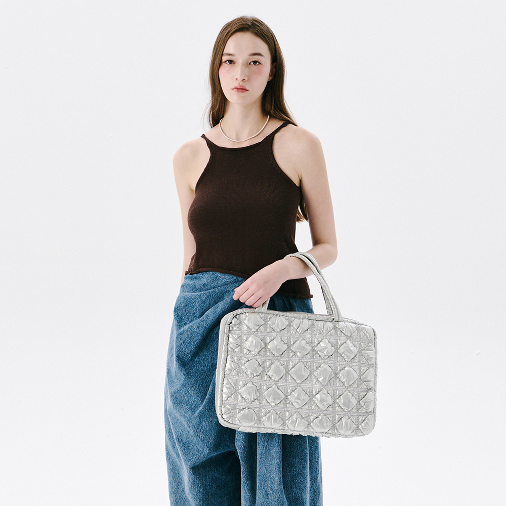 [01/12 - 14/12] CARLYN Zena Laptop Pouch 15inch W75133020