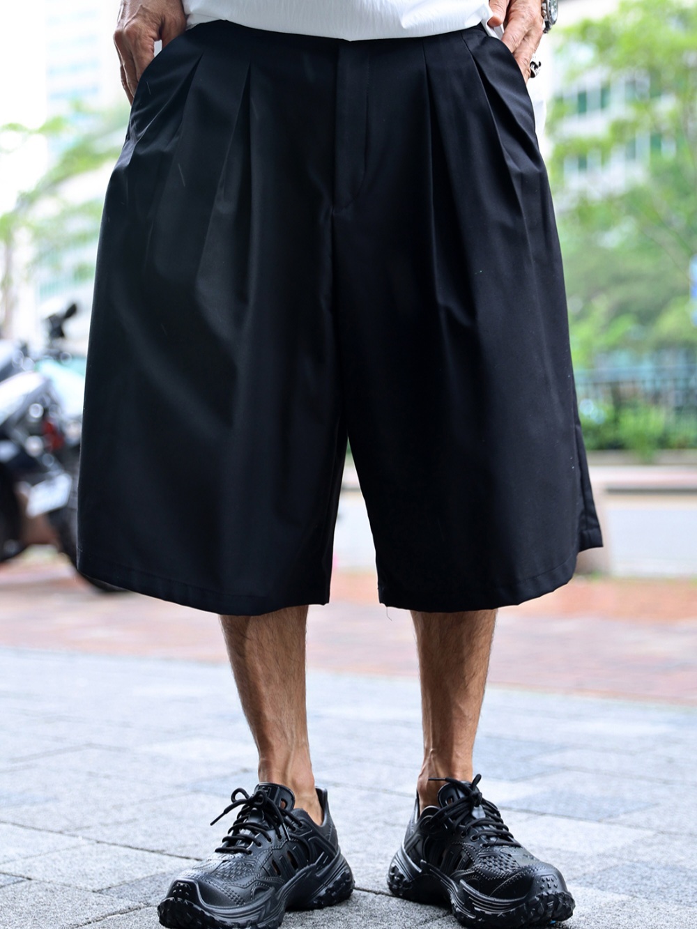 雙寬褶西裝短褲