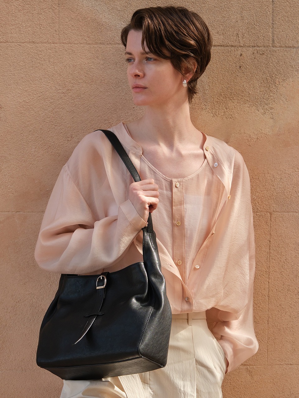 LOEUVRE Marianne Shoulder Small