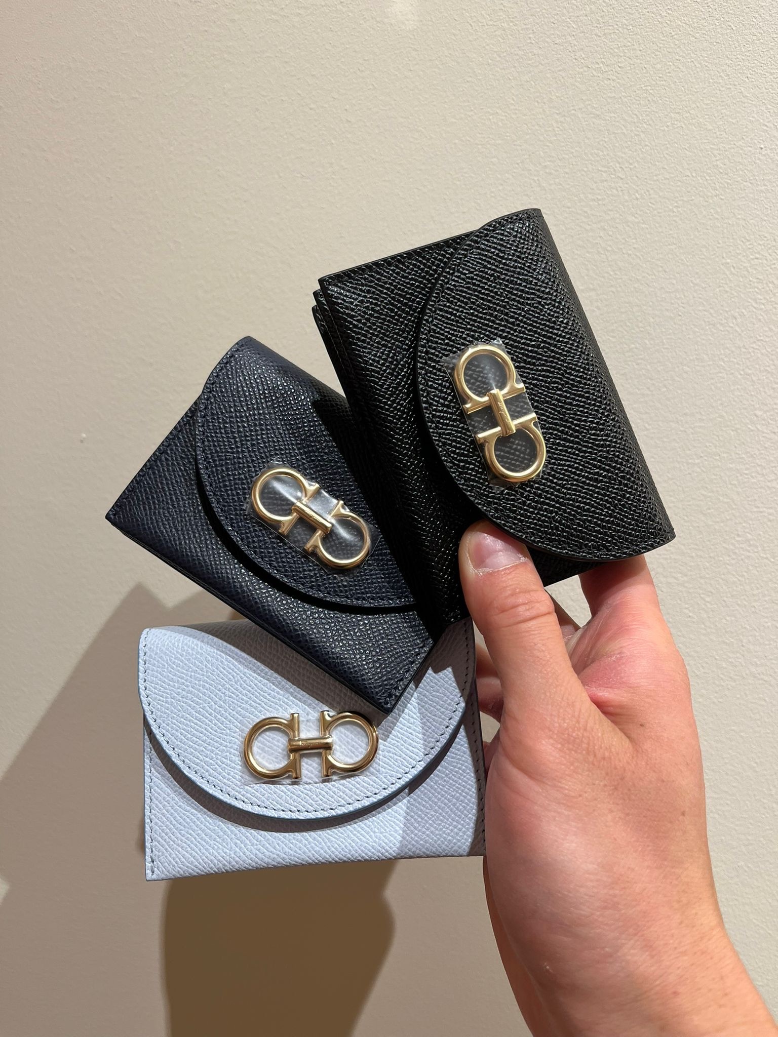 Salvatore Ferragamo classic horsebit cardholder 4 colors