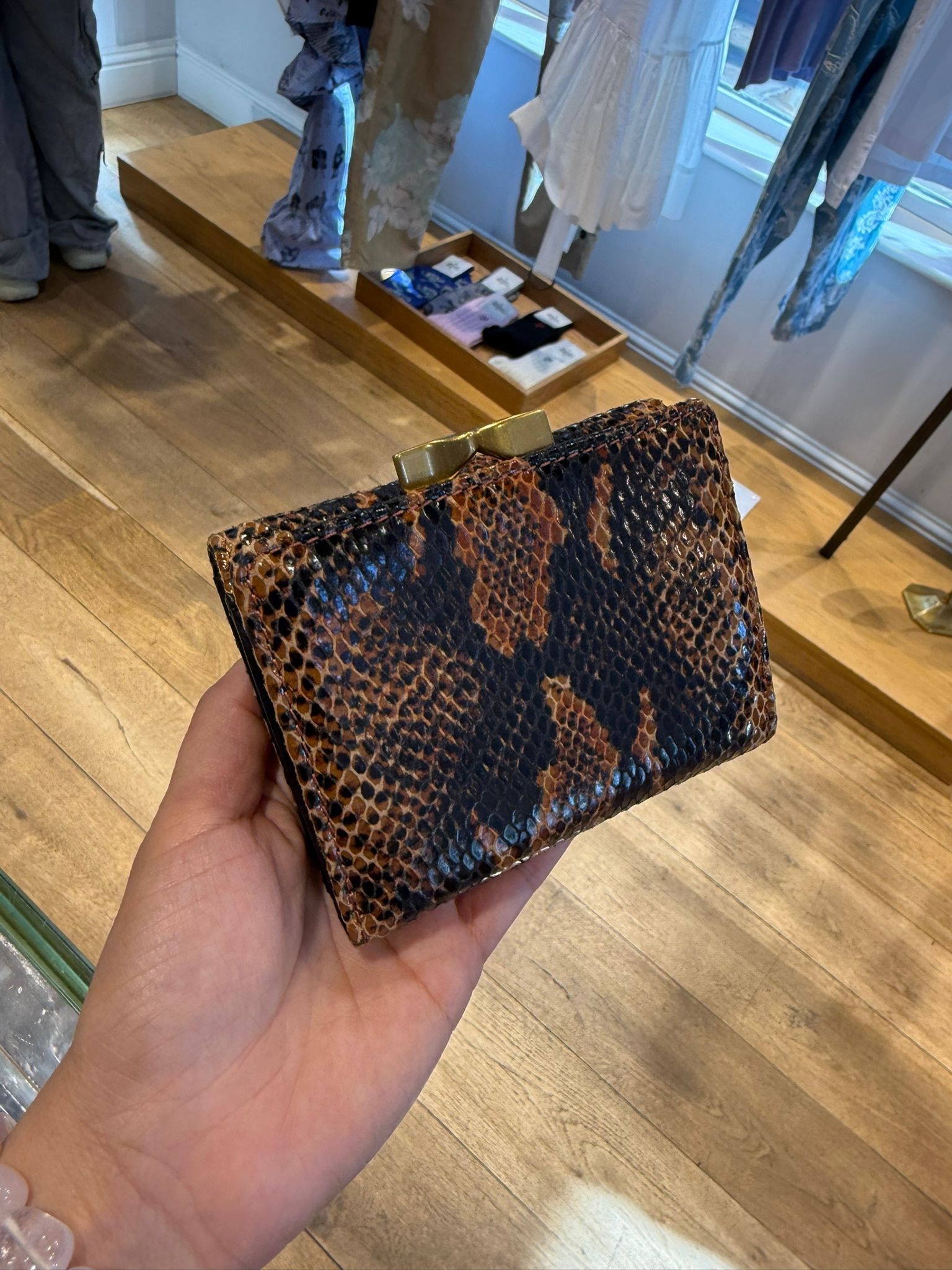 Vivienne Westwood Snake Leather Small Frame Wallet Tan L007Y