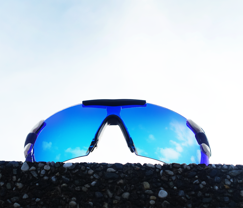 白色運動太陽眼鏡