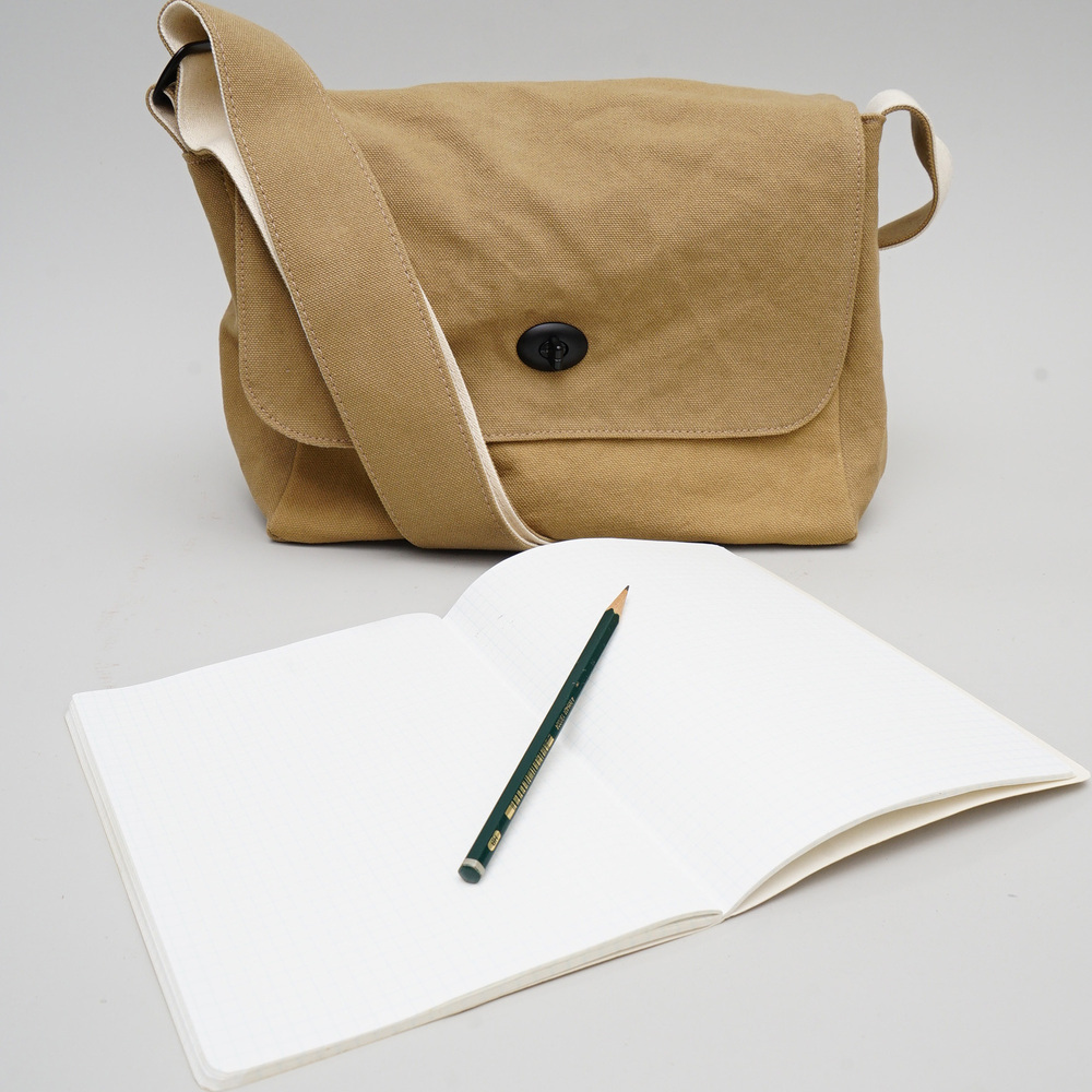 May  蘑菇經典小書包 褐土