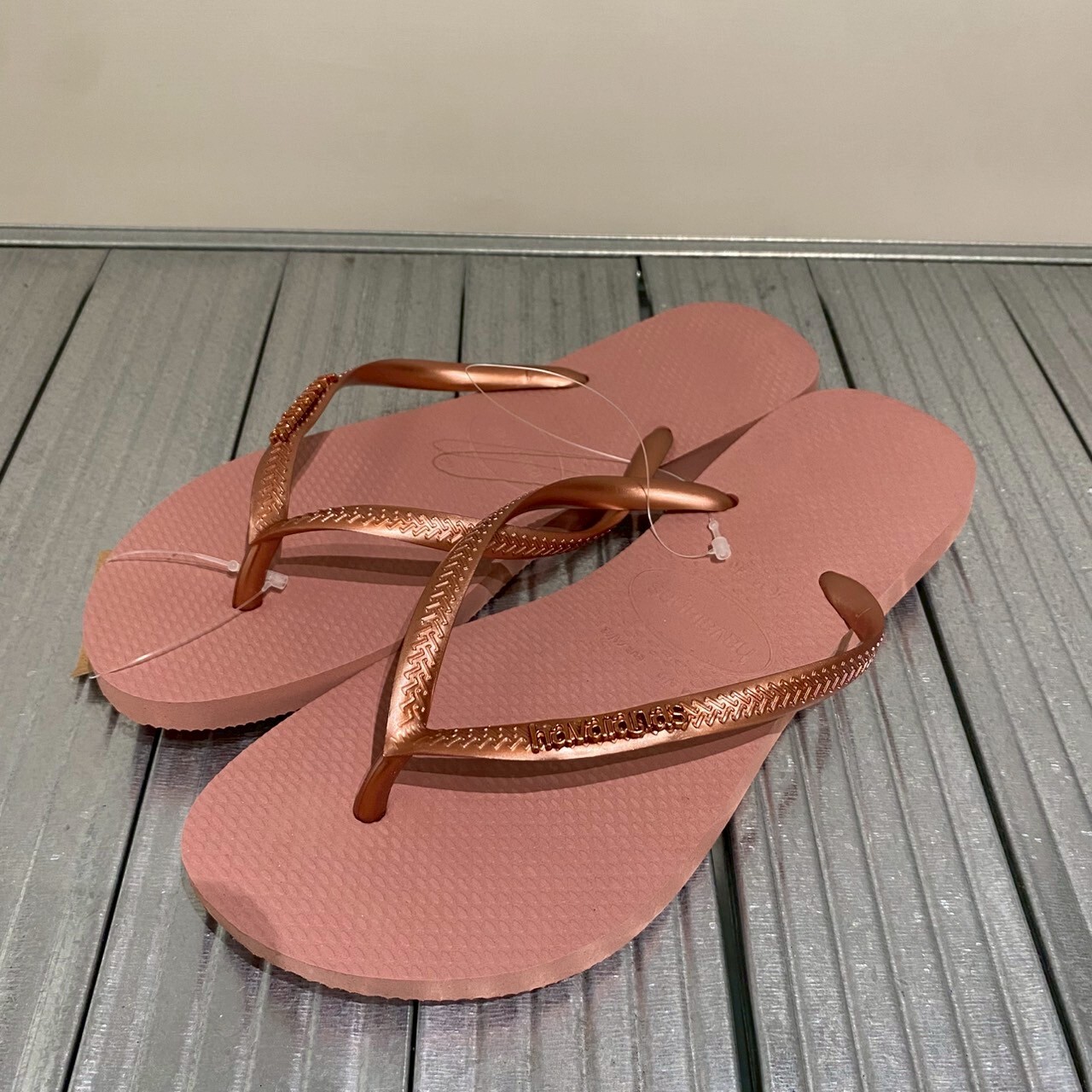 Havaianas 哈瓦仕 拖鞋 女鞋 夾腳拖 金屬 logo Slim Logo Metallic 粉玫瑰金 4119875-6459W