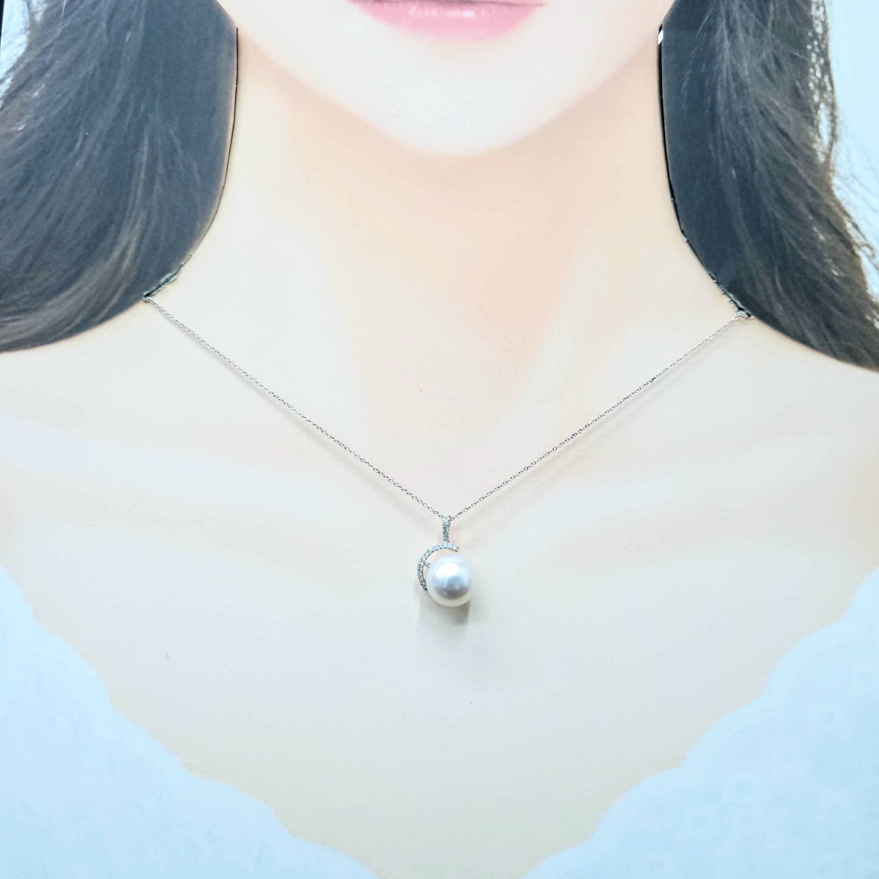 18K White Gold 0.12ct Diamond and Pearl Pendant