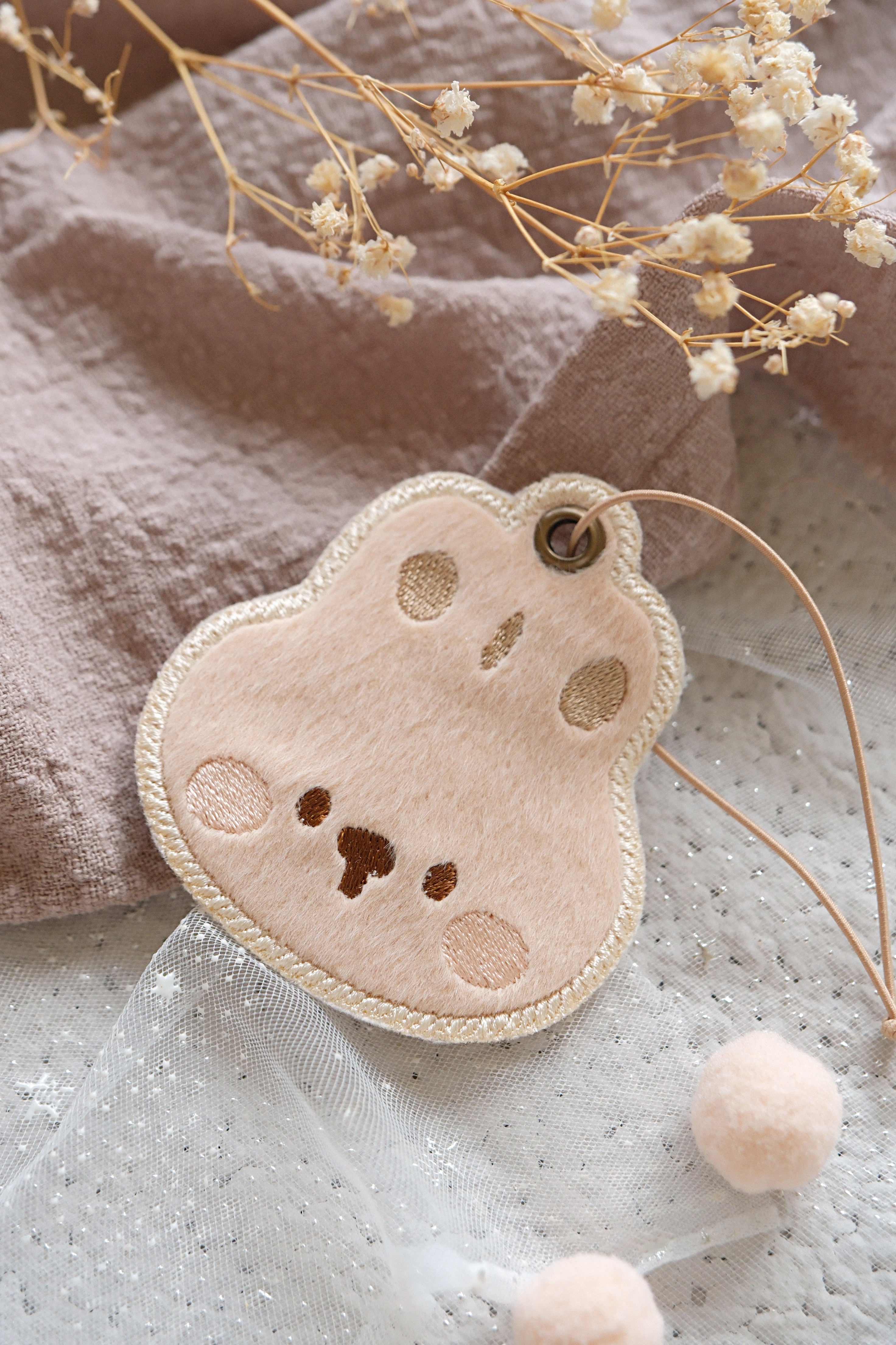 Hi Y.P store-姓名吊牌-獨家設計-軟糖兔