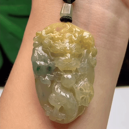 616320 翡翠黃翡龍牌