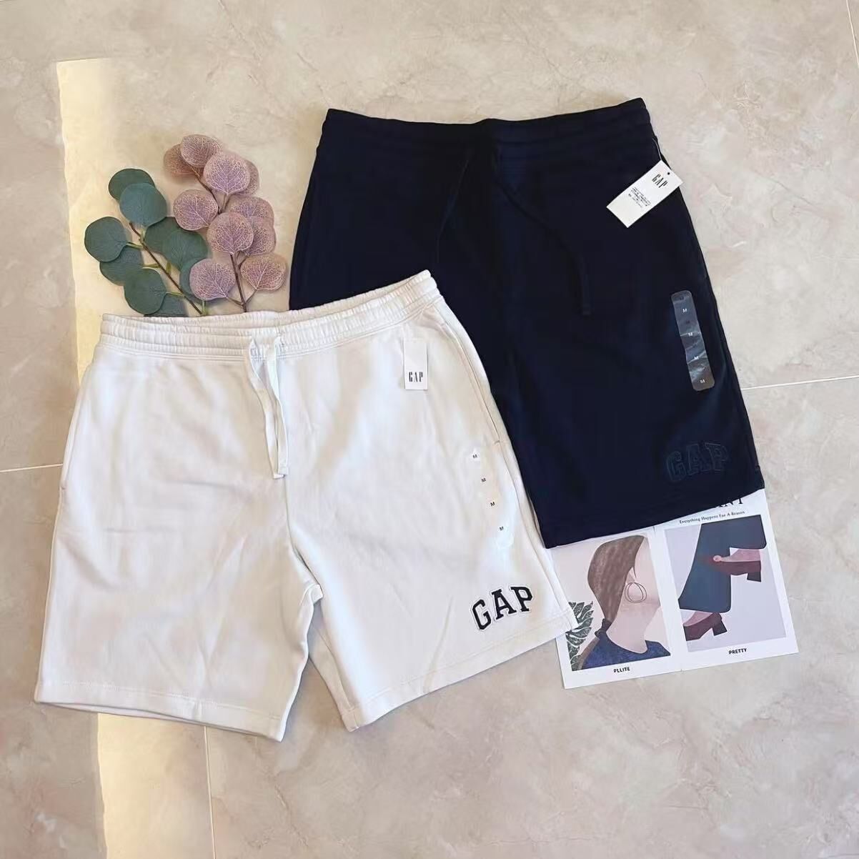 GAP SMALL LOGO SHORTS 刺繡款