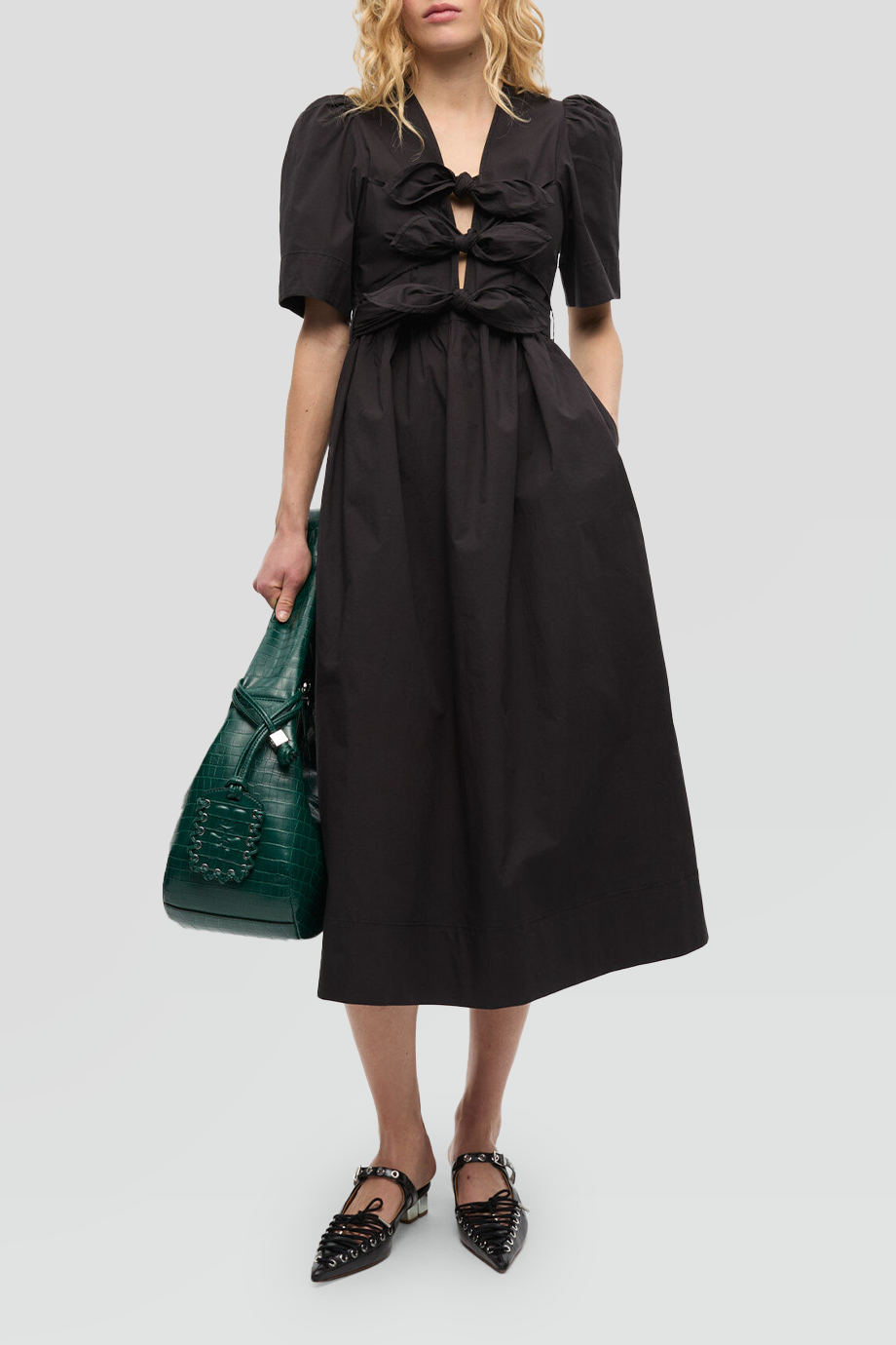 GANNI｜TIE V領澎袖前襟繫帶長洋裝