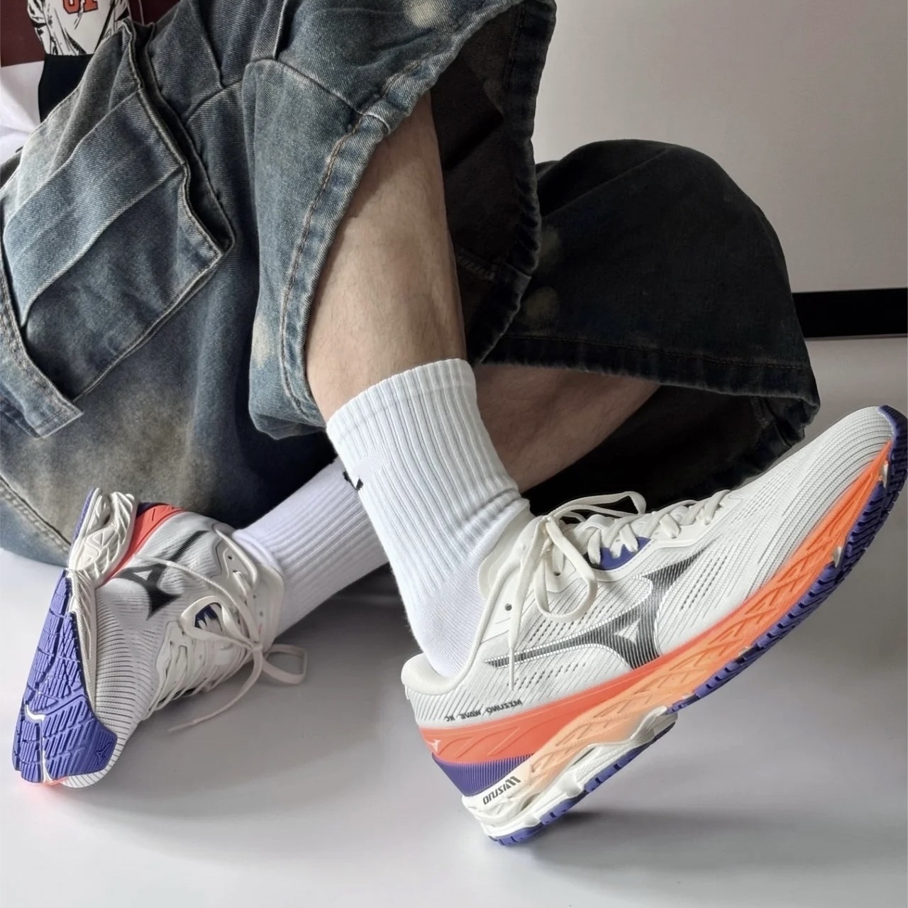 Mizuno 美津濃 Wave 超輕量 白紫螢光橘 y2k 男女同款 復古休閒慢跑鞋 D1GH251002