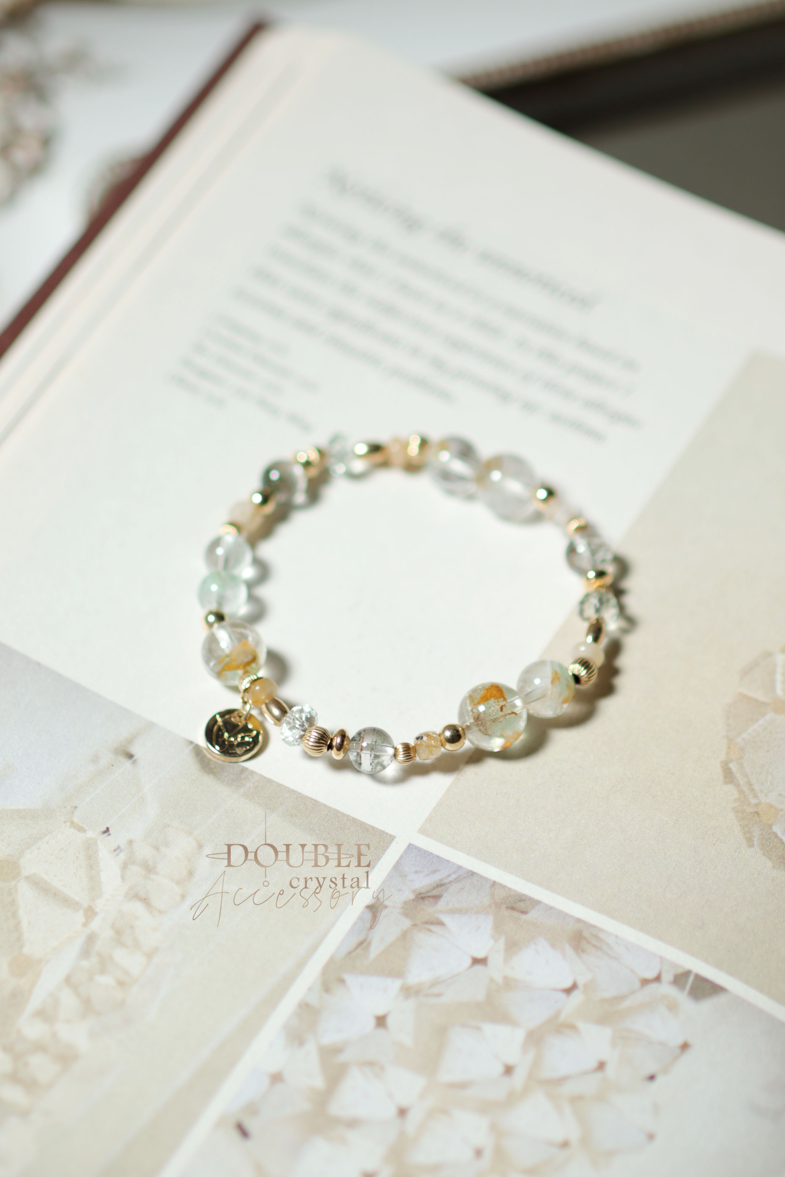 秋天把話藏進花：桂花翠幽靈．金髮晶．綠水晶．綠千層幽靈．翠幽靈．東菱玉