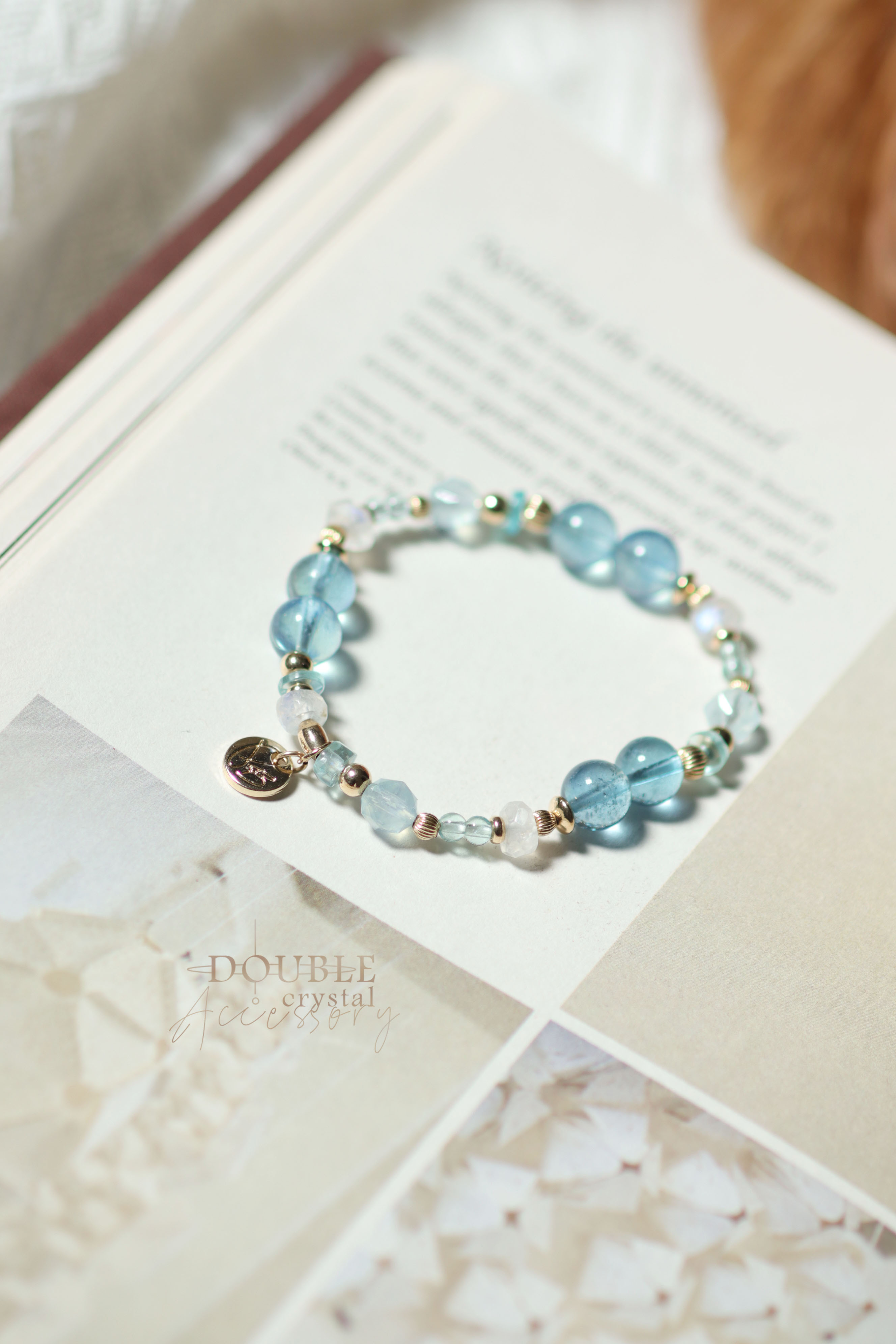 倒映那天：碎冰海藍寶．藍磷灰．藍月光