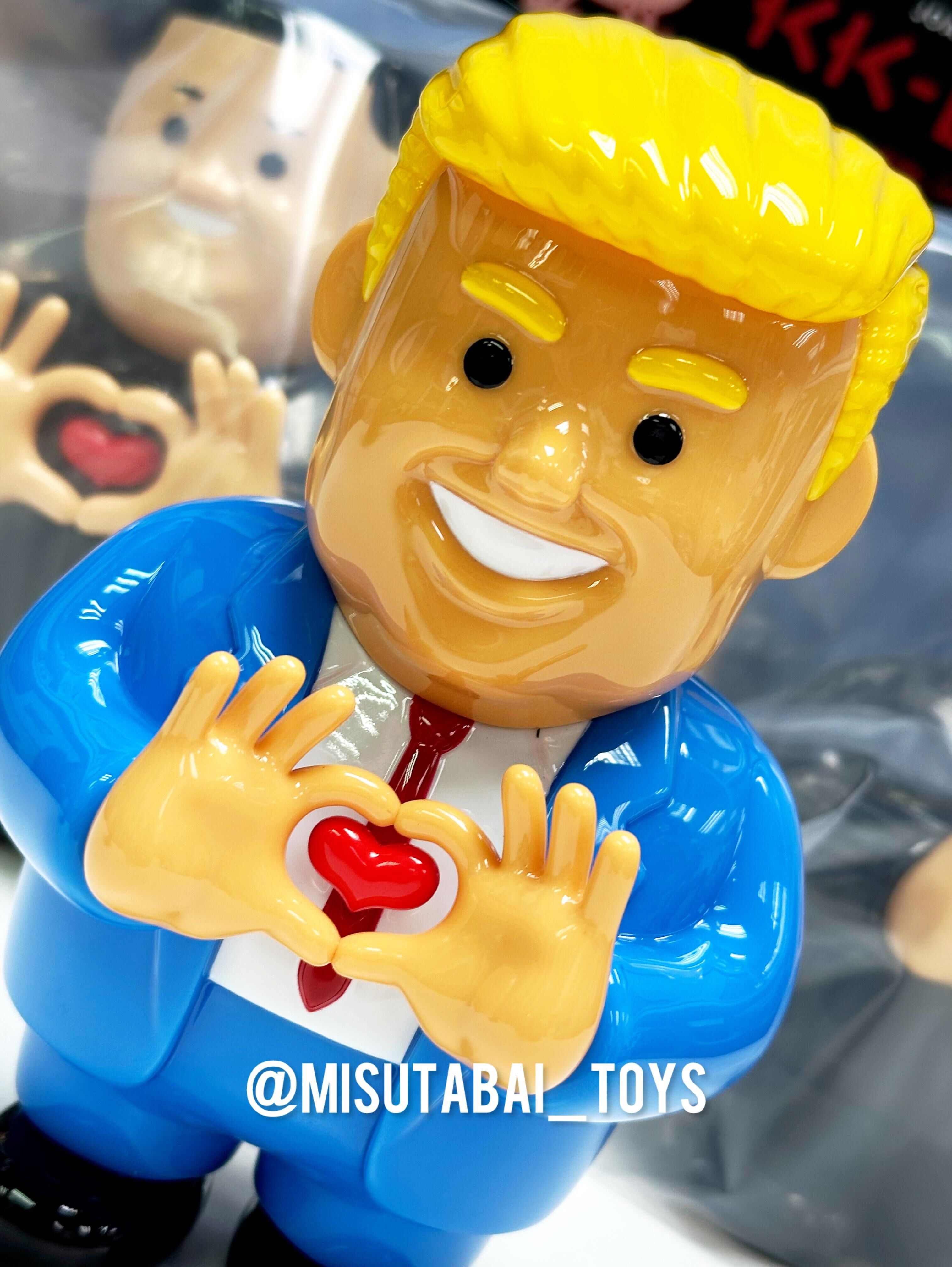 (Set of 2) JOAN CORNELLÀ “T-LOVE” + “KK-LOVE”