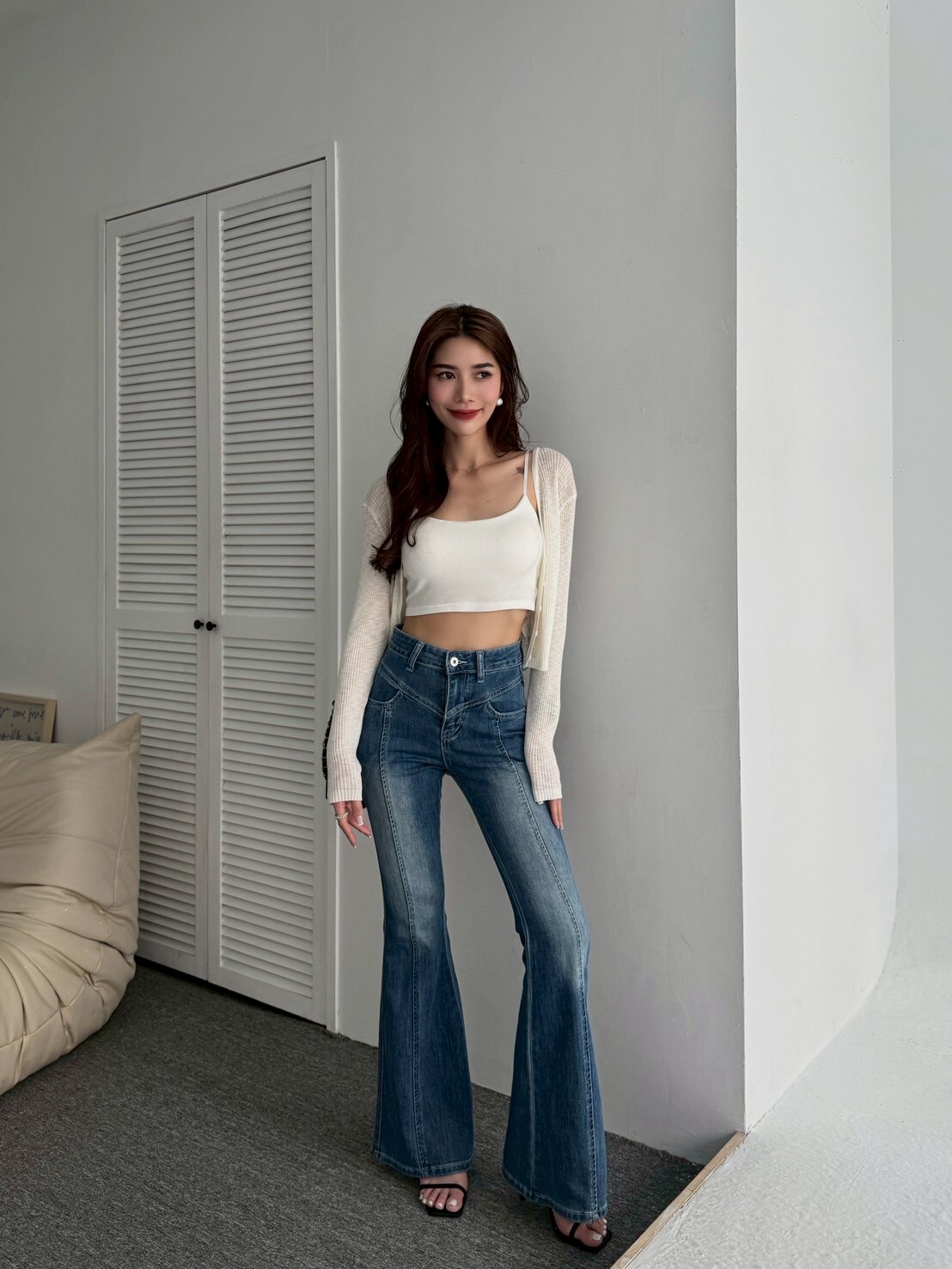 高腰刷色超長腿牛仔褲