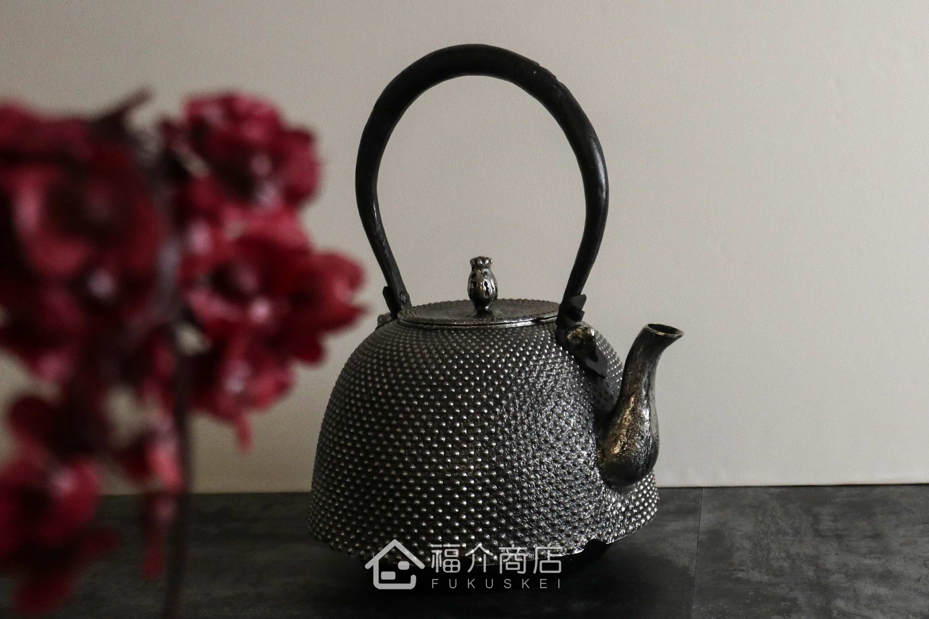 煮水泡茶用的砂鐵茶壺