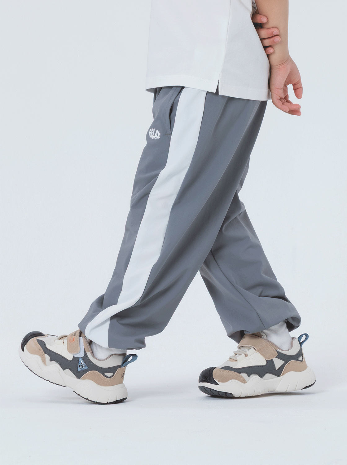 【期間限定】極冰感 瞬間降溫撞色條槓縮口褲【童裝】