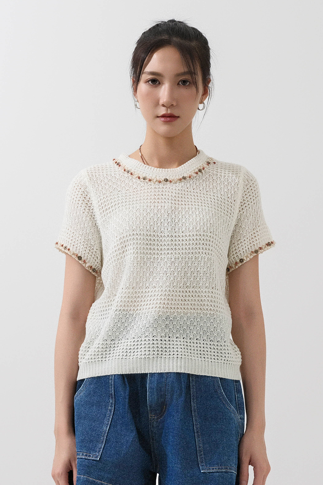 民族釘珠邊針織上衣（預購產品）