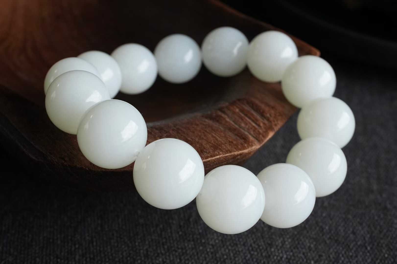 和田玉羊脂玉大顆粒圓珠手串 (16mm直徑),天然和田玉軟玉