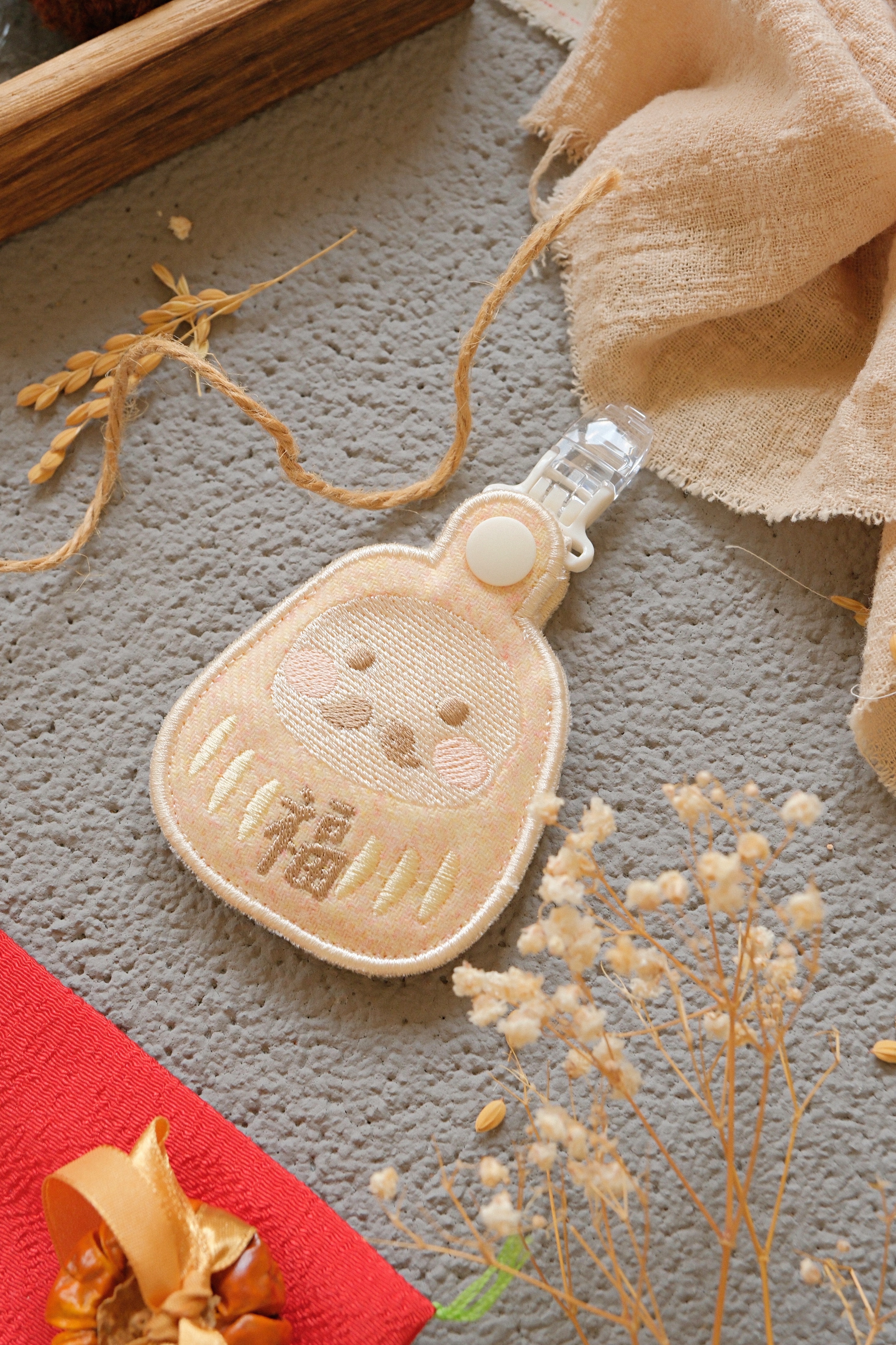 Hi Y.P store-刺繡平安符袋-獨家設計-達摩 ( 黃 )