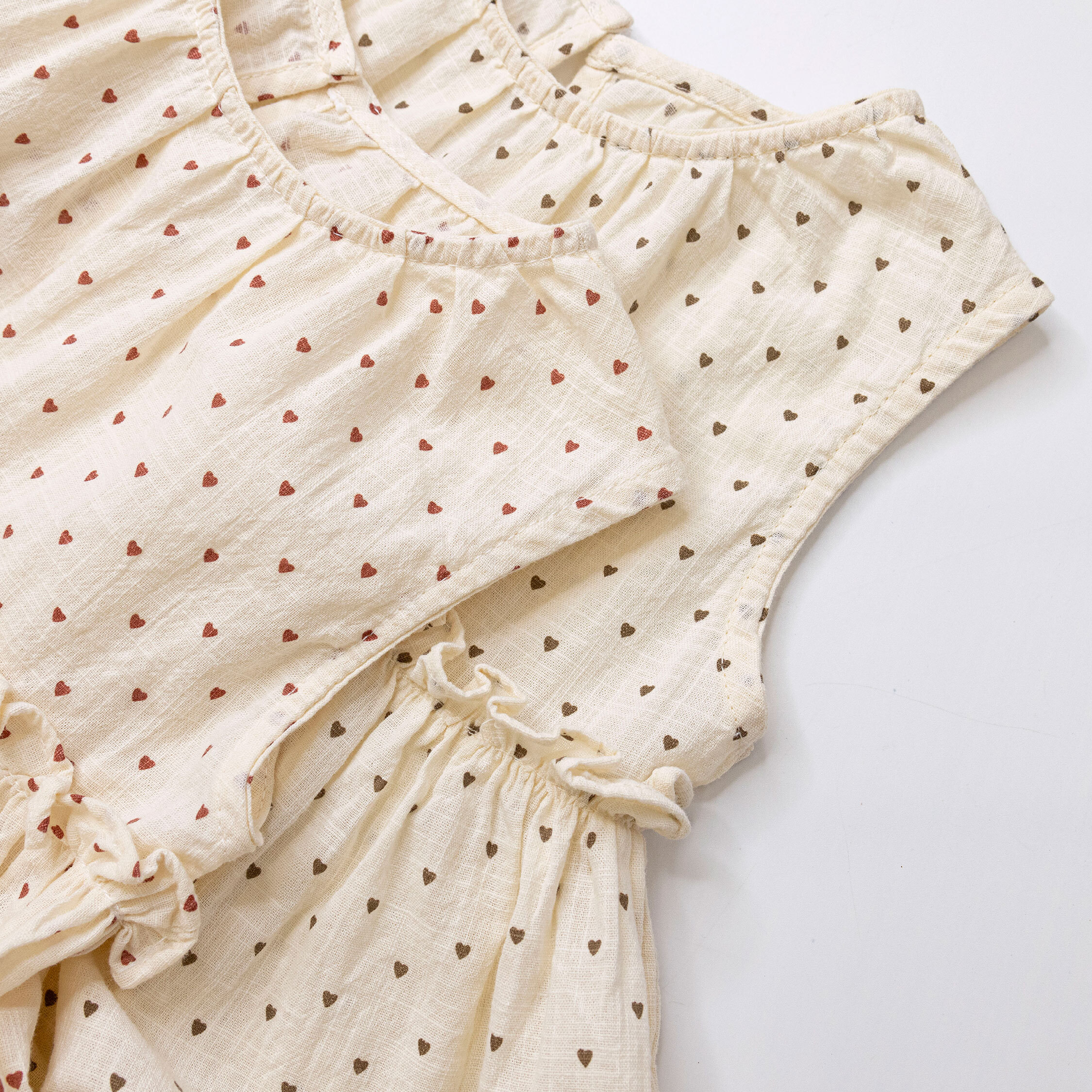 【H50716】滿版甜甜小愛心無袖上衣