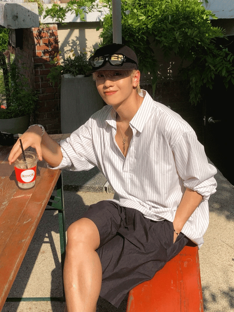 輕薄法式寬鬆長袖襯衫