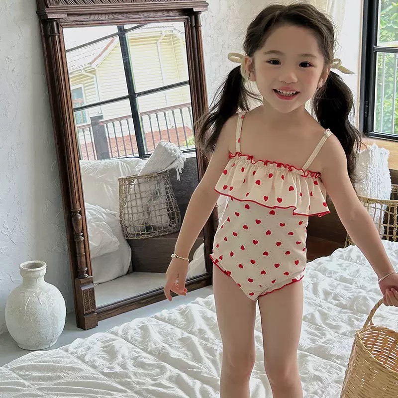 吊帶愛心連身泳衣