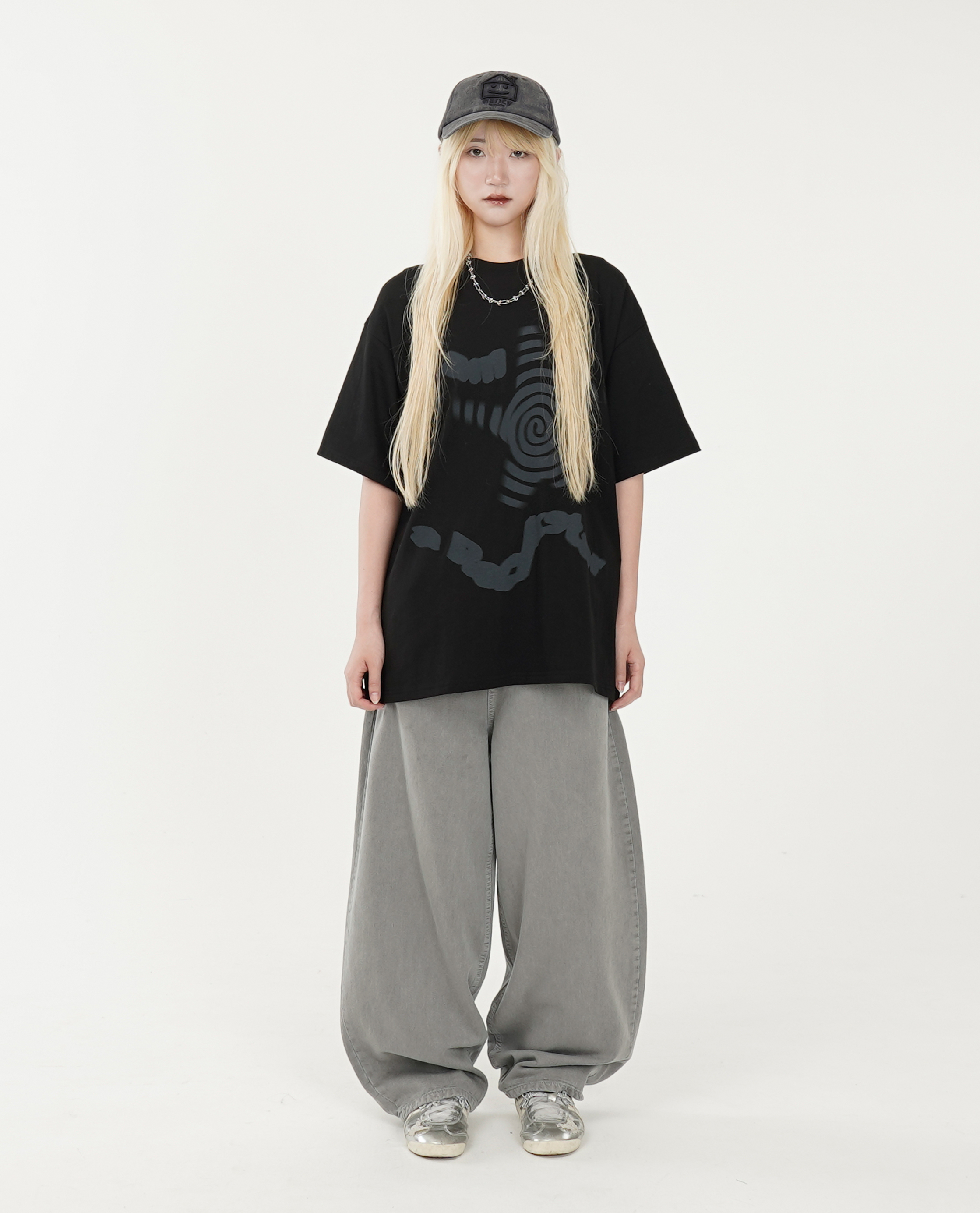 水洗寬直筒斜紋丹寧褲