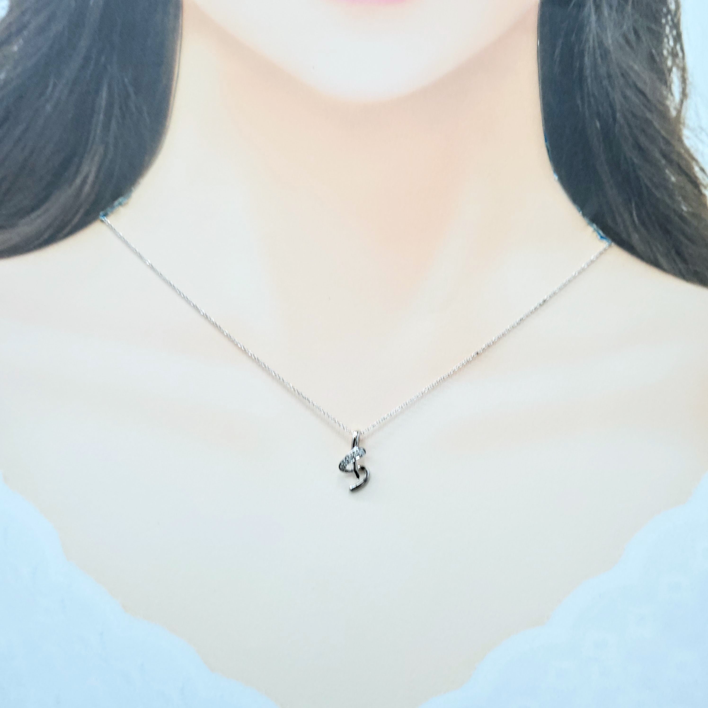 18K White Gold 0.02ct Diamond Pendant