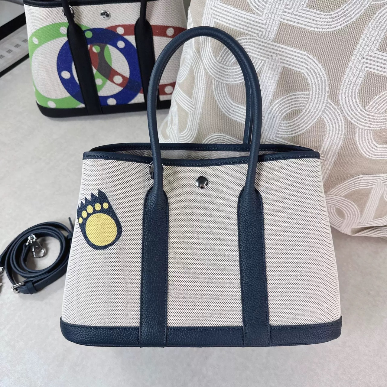 彩繪塗鴉帆布托特包(30cm)附背帶