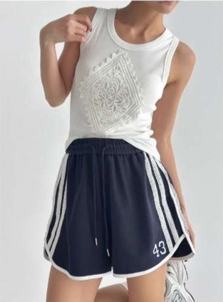 蕾絲菱形鈎花背心