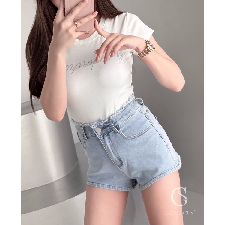 L56 現貨「 腰間鬚鬚牛仔彈力短褲」