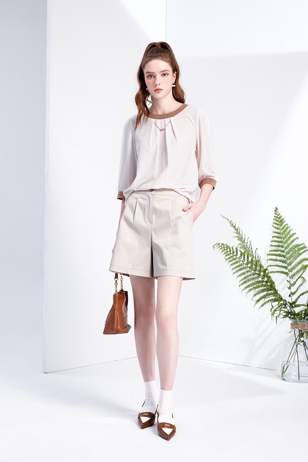 OL時尚簡約打摺造型修身顯瘦短褲裙W6551