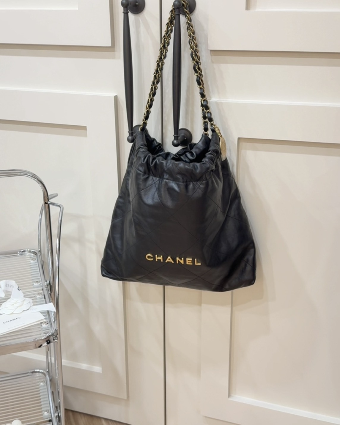 CHANEL｜22BAG 中號 黑金