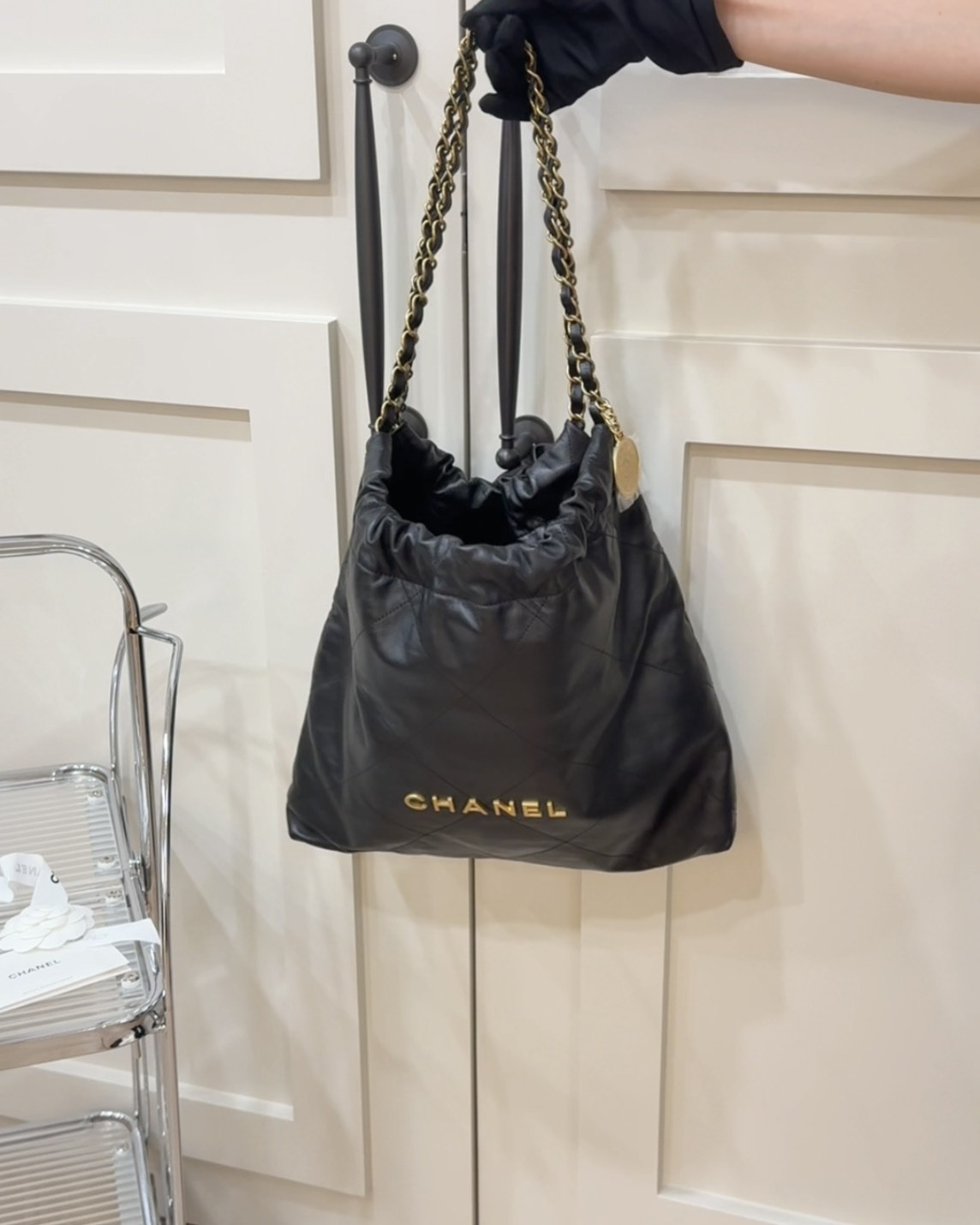 CHANEL｜22BAG 中號 黑金