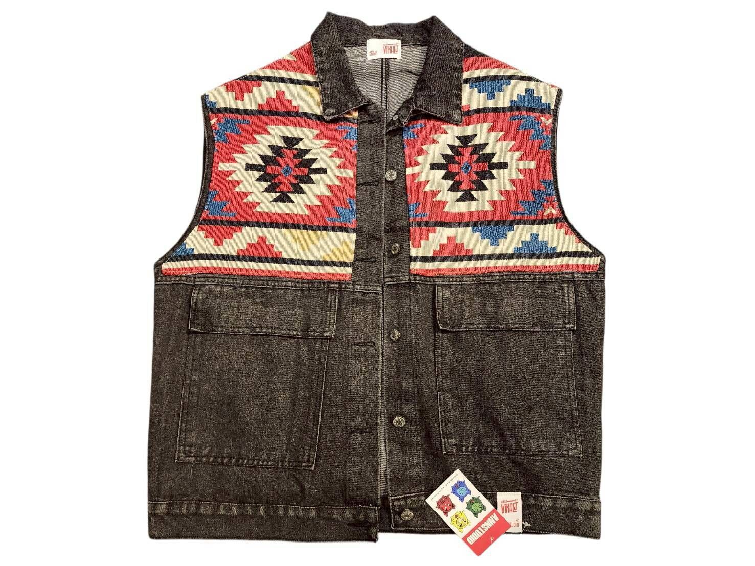 Annstudio / Vikalj設計 / 水洗圖騰加工背心：印地安圖騰緹花布