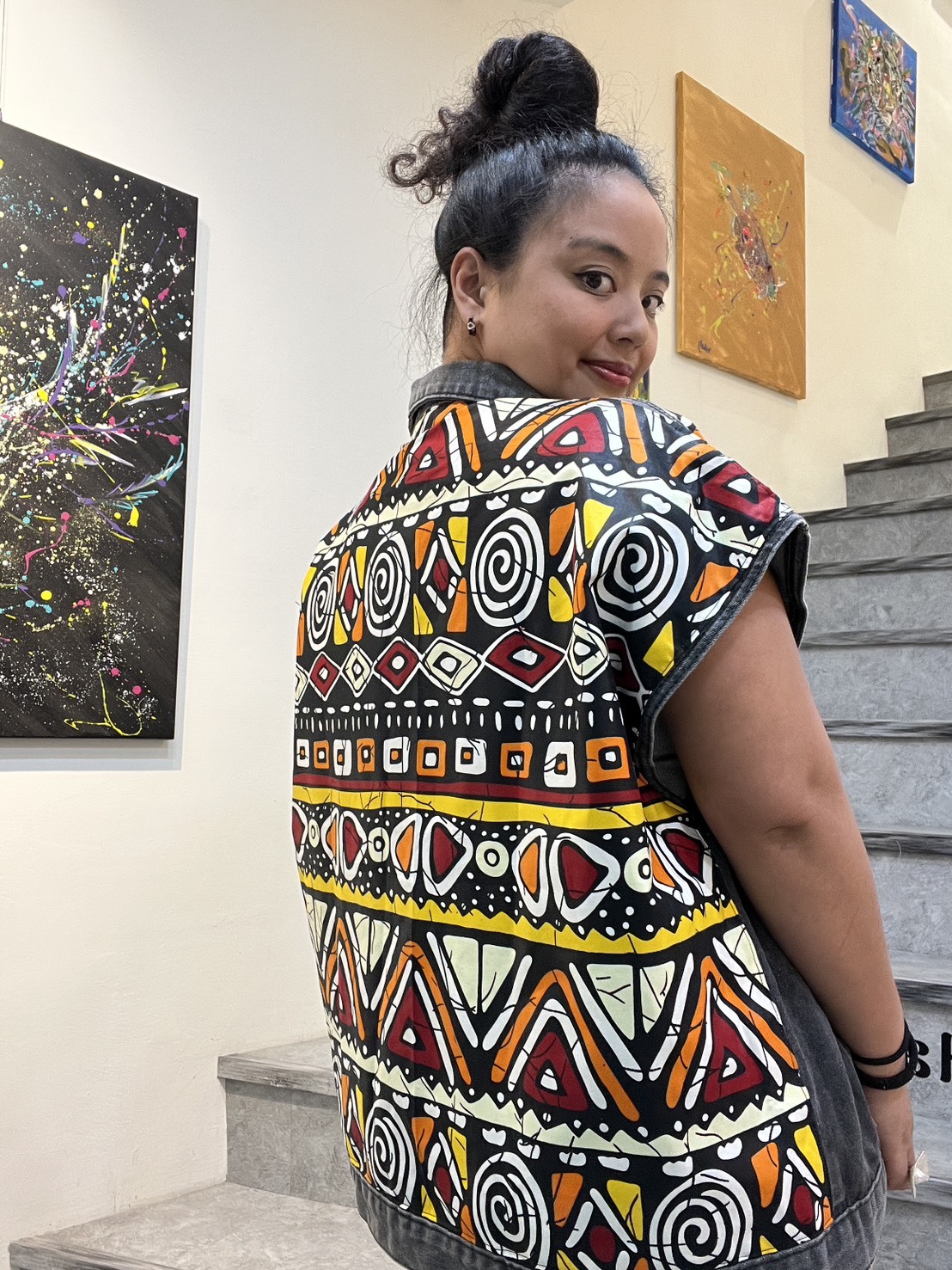 Annstudio / Vikalj設計 / 水洗圖騰加工背心：印地安圖騰緹花布