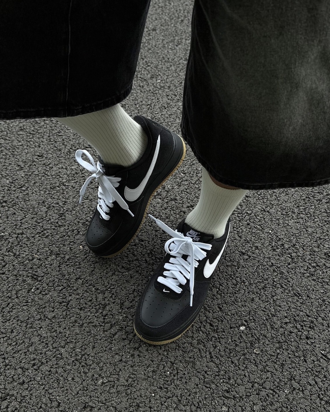 <帥哥必備!!> Nike Air Force 1 '07 LV8 黑白 麂皮 焦糖底 復古 黑武士