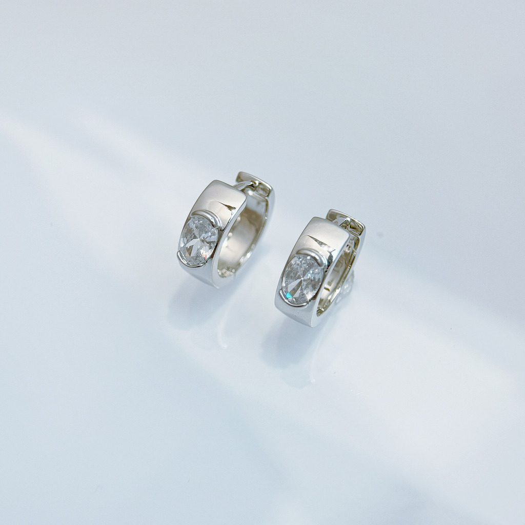 大橢圓鑽造型耳環