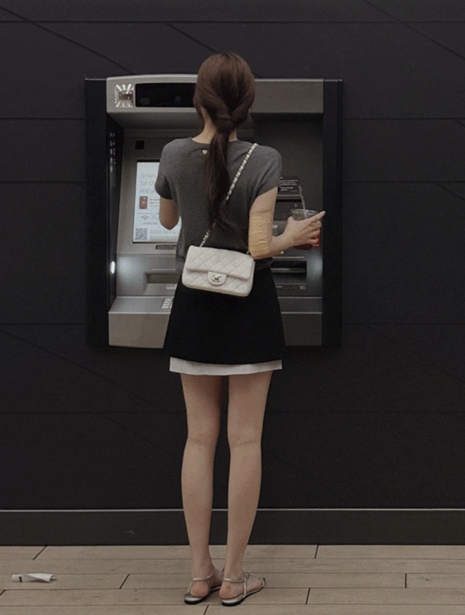 預訂｜SLOWAND #SLOWMADE 層次拼布感斜裁條紋短裙 (2 Color)