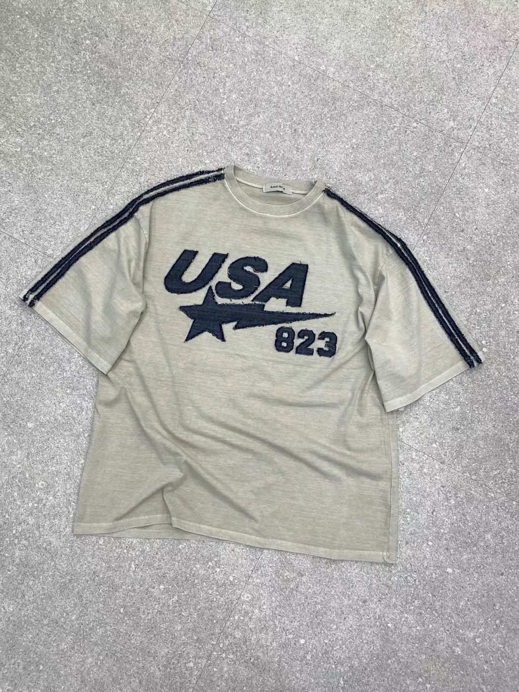 洗水英文字圖案短袖Tee And More-079T