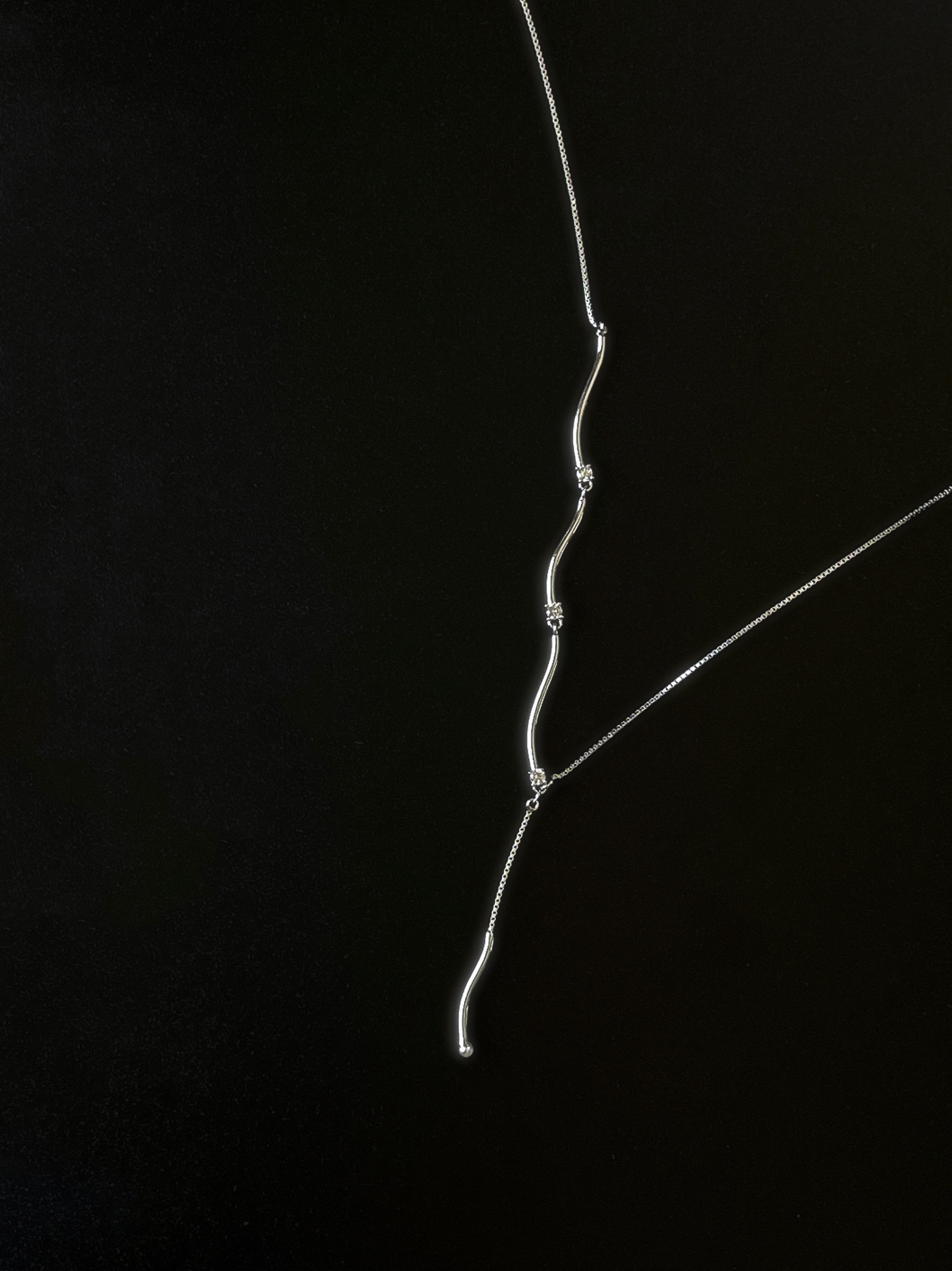 Flowing Lines 項鍊