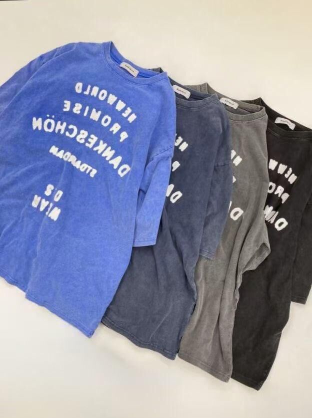 洗水英文字短袖Tee And More-091T