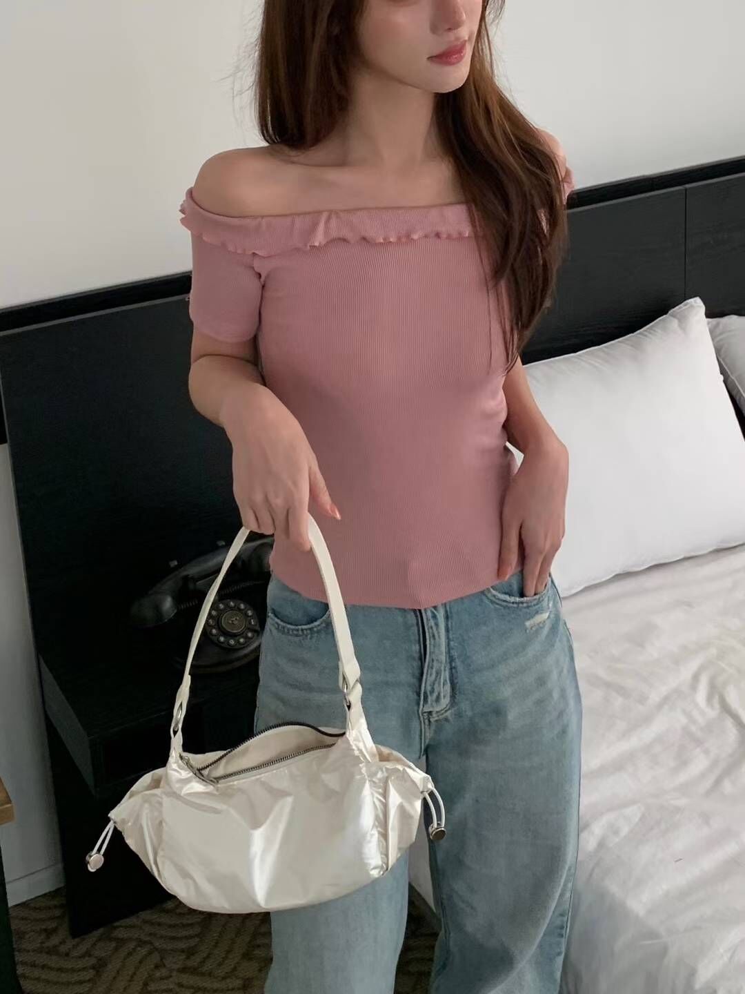 #T002 彈性優雅一字肩