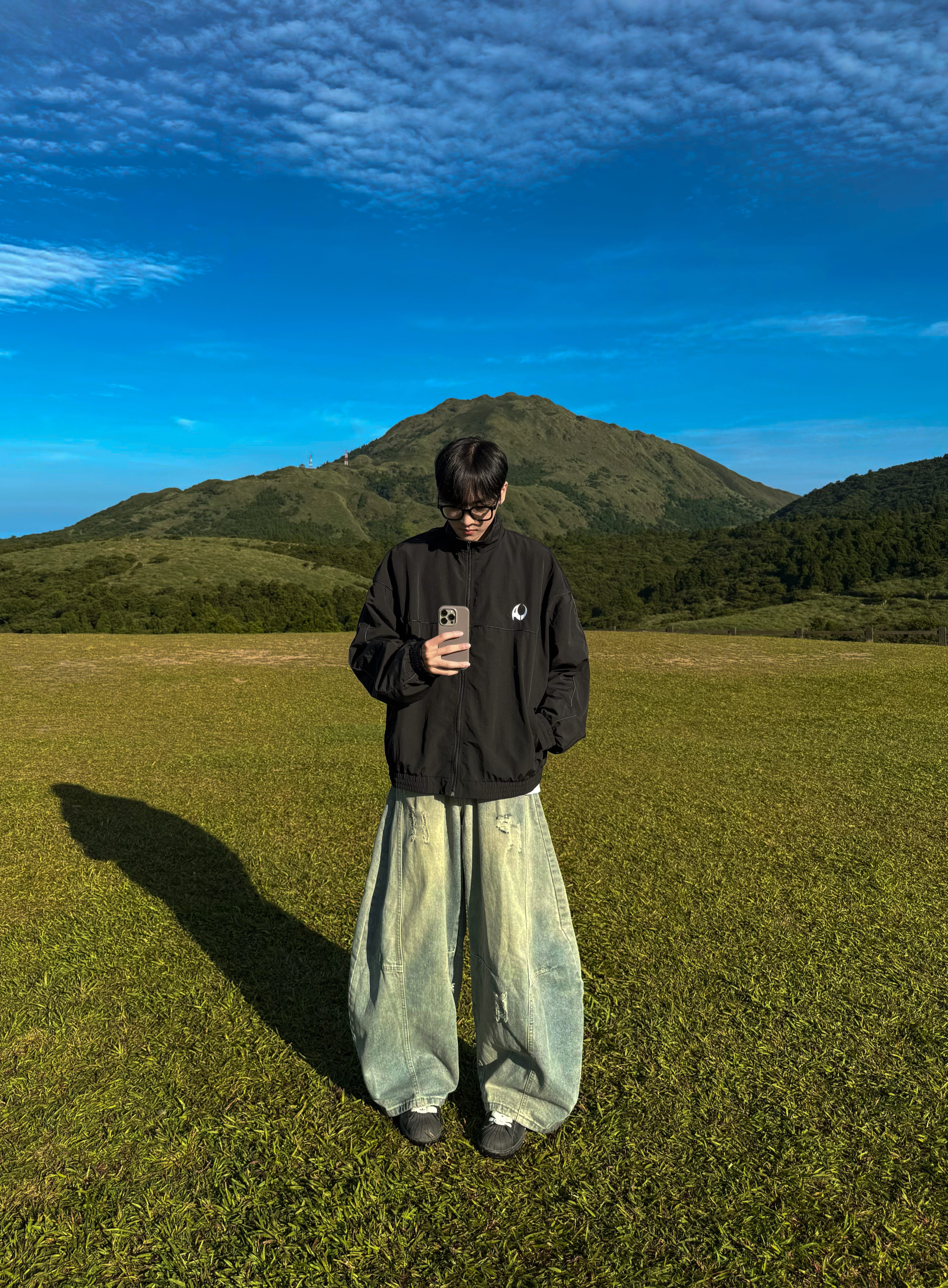 (現貨) 韓系破壞感彎刀褲 大推!!!