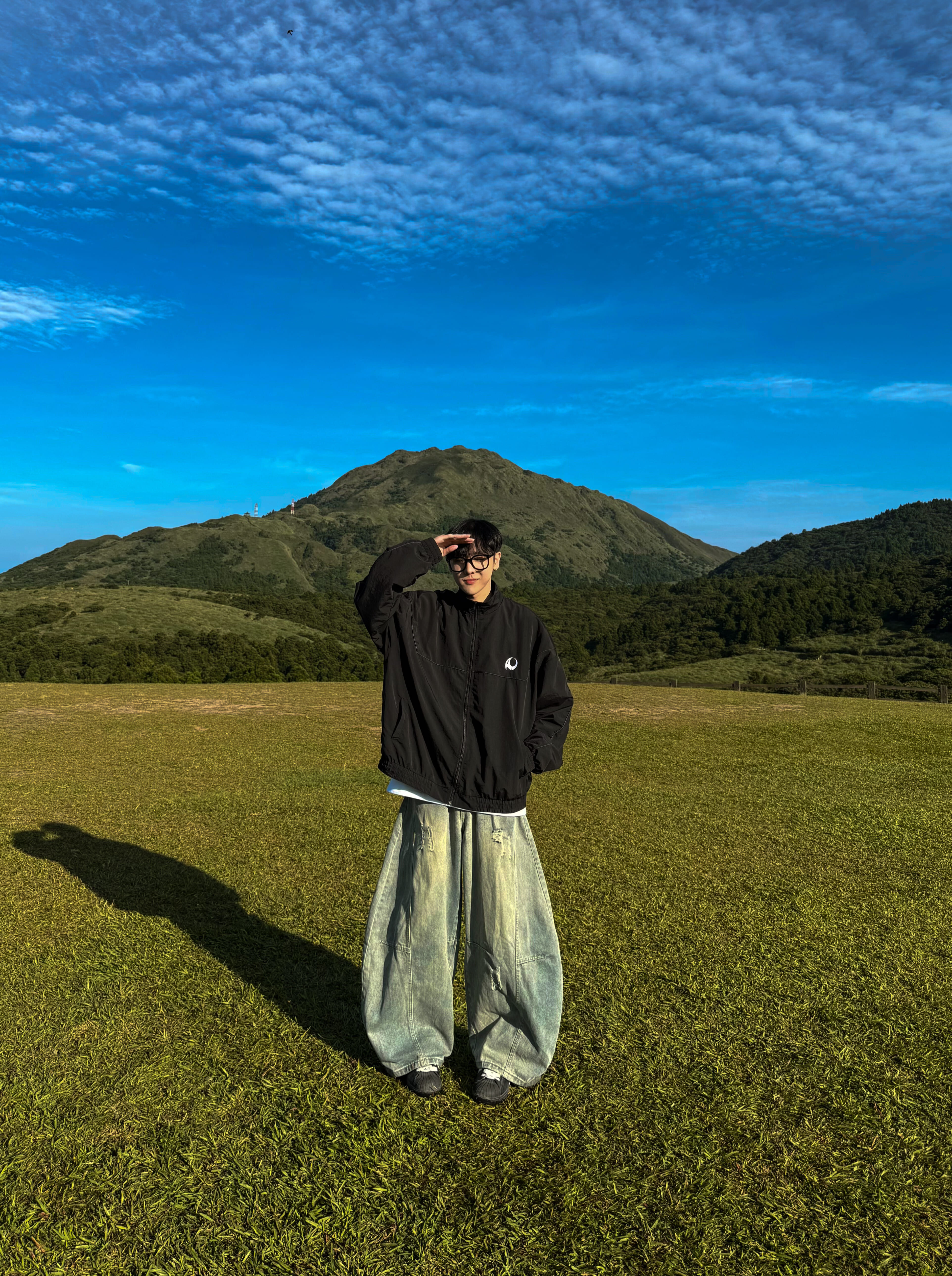 (現貨) 韓系破壞感彎刀褲 大推!!!