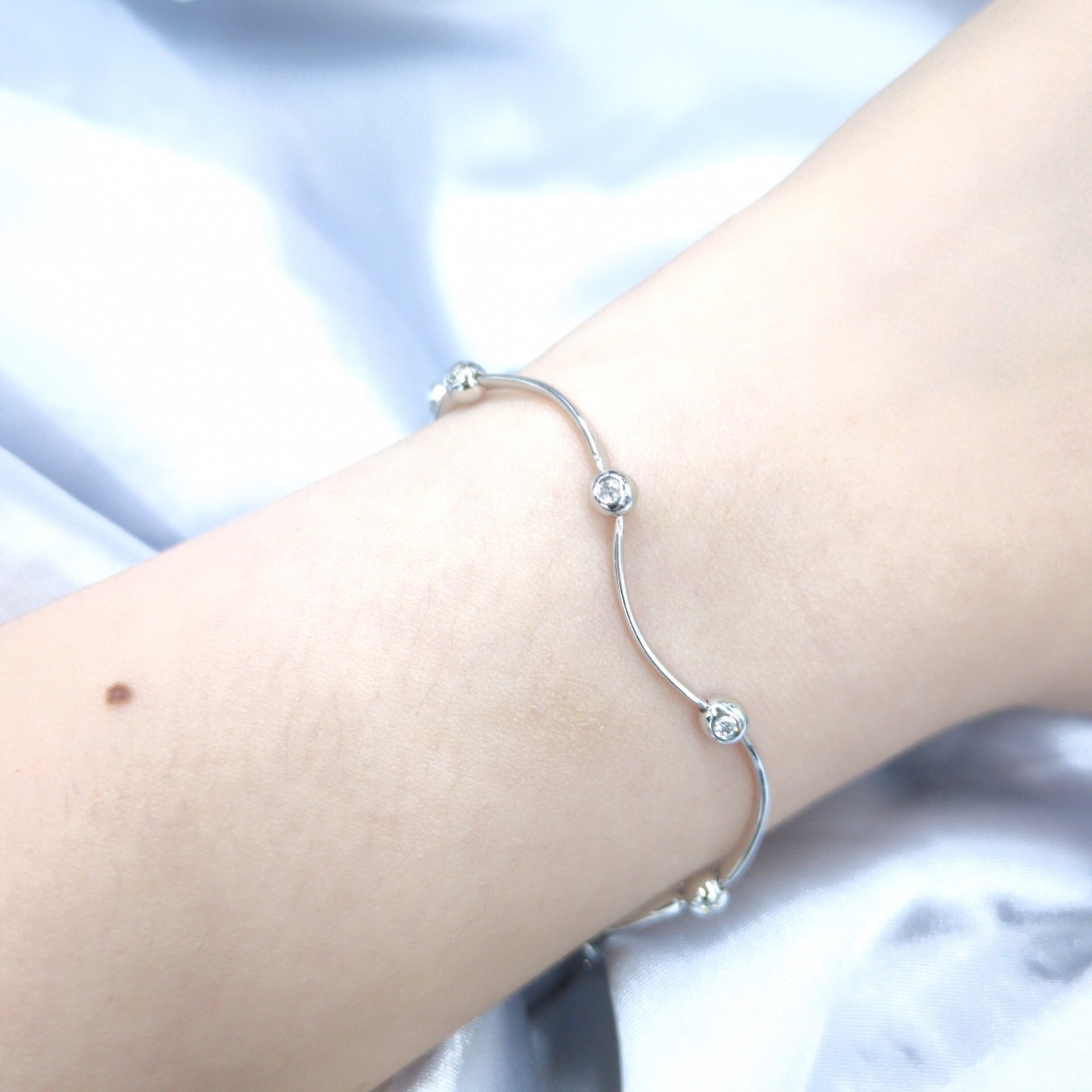 18K White Gold 0.27ct Diamond Bracelet