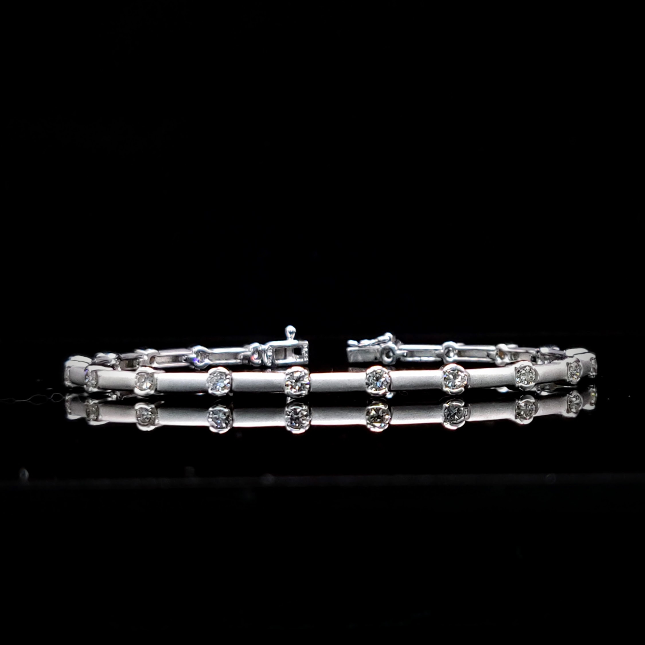 18K White Gold 1.35ct Diamond Bracelet