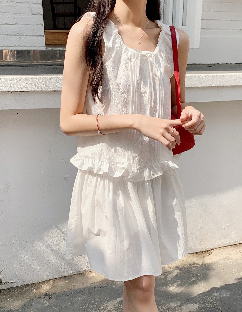 韓國grace muse授權 俏皮花擺壓紋鬆緊領綁結背心