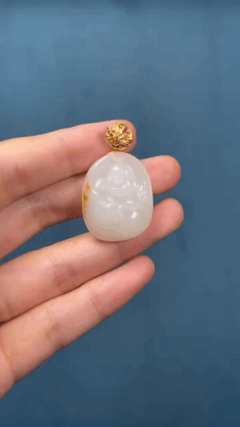 616214 和田玉籽料笑佛