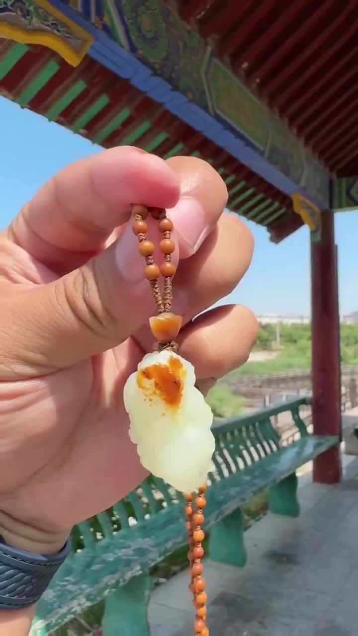 616715 和田玉籽料招財貔貅